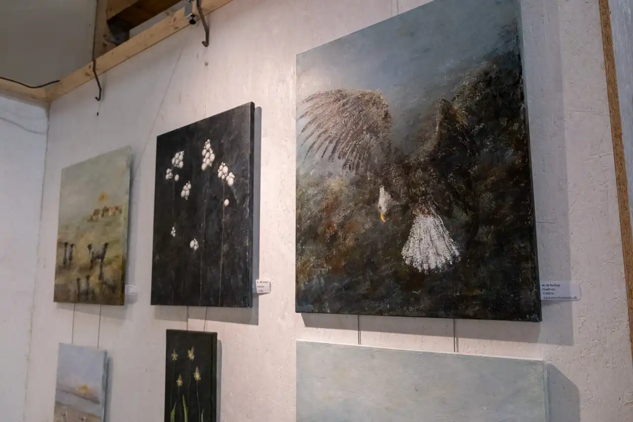 Billede fra eventyrlig kunst 2023 - kunstmesse på Nordfyn i Danmark