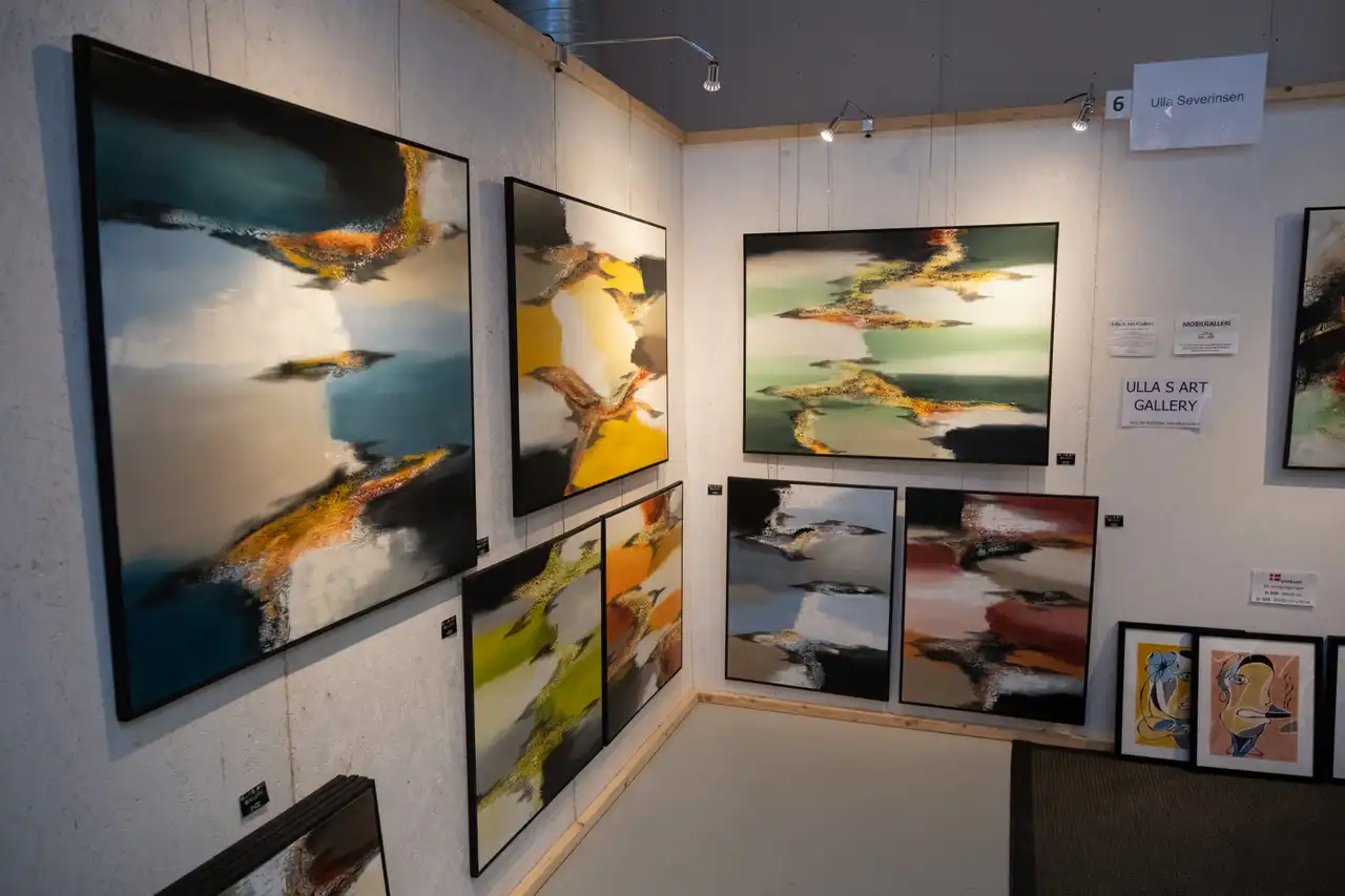 Billede fra eventyrlig kunst 2023 - kunstmesse på Nordfyn i Danmark