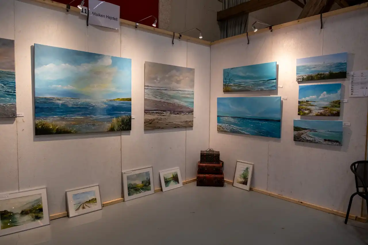 Billede fra eventyrlig kunst 2023 - kunstmesse på Nordfyn i Danmark