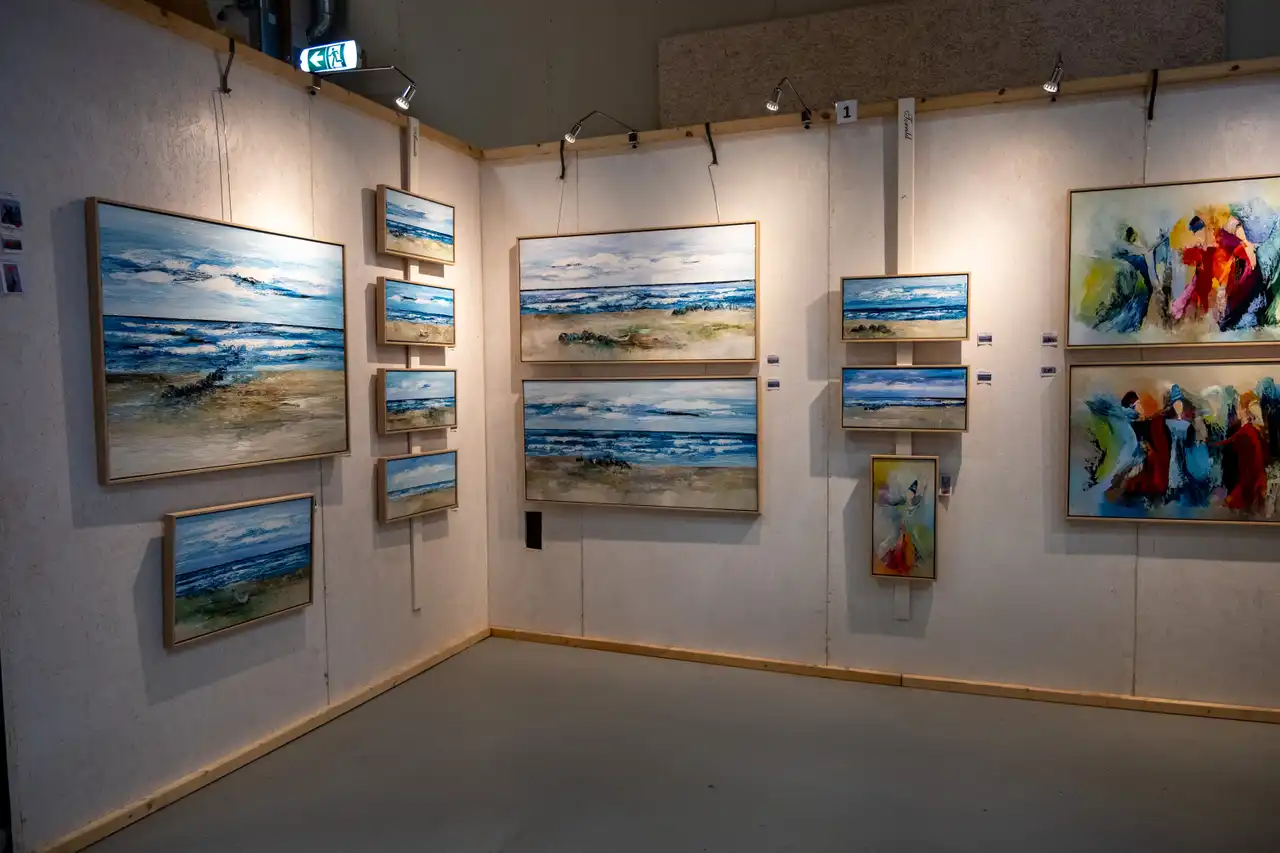 Billede fra eventyrlig kunst 2023 - kunstmesse på Nordfyn i Danmark