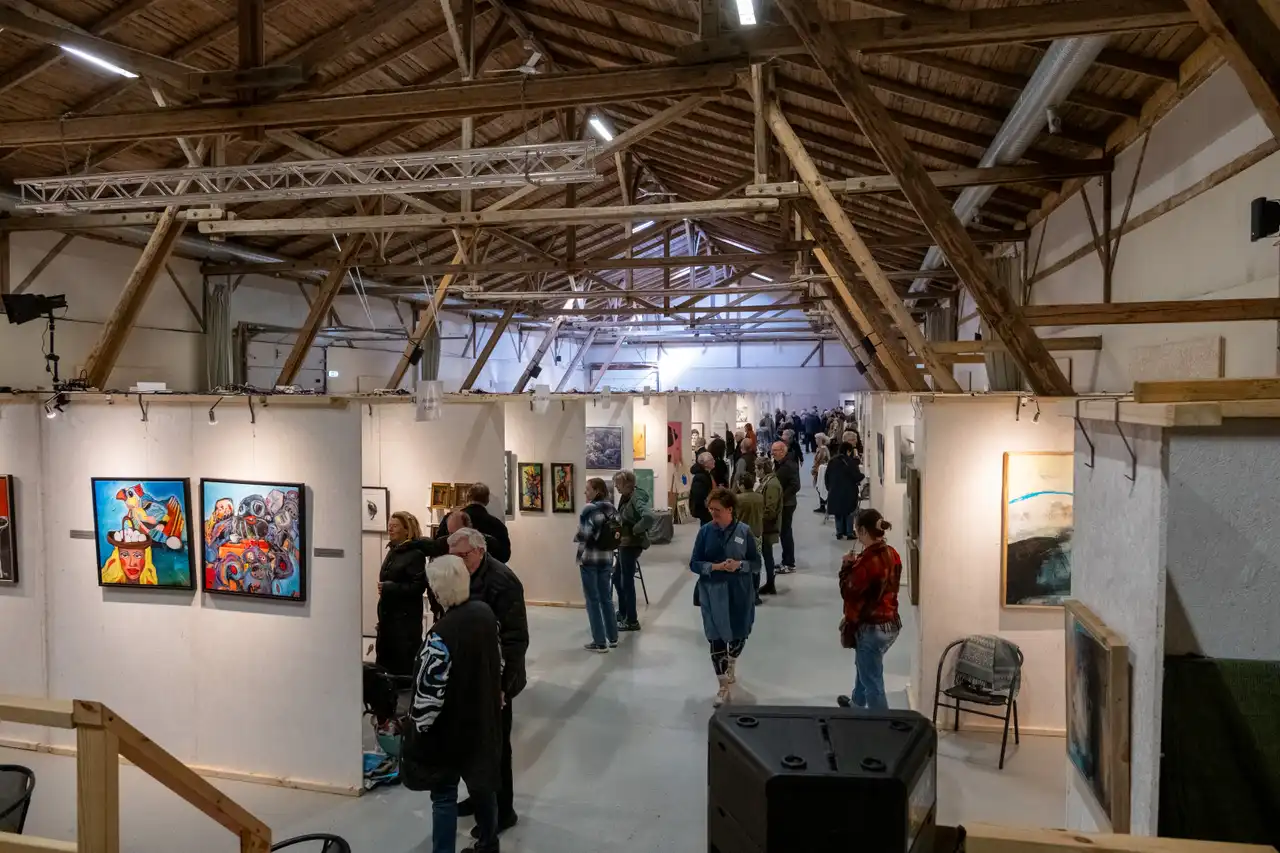 Billede fra eventyrlig kunst 2023 - kunstmesse på Nordfyn i Danmark