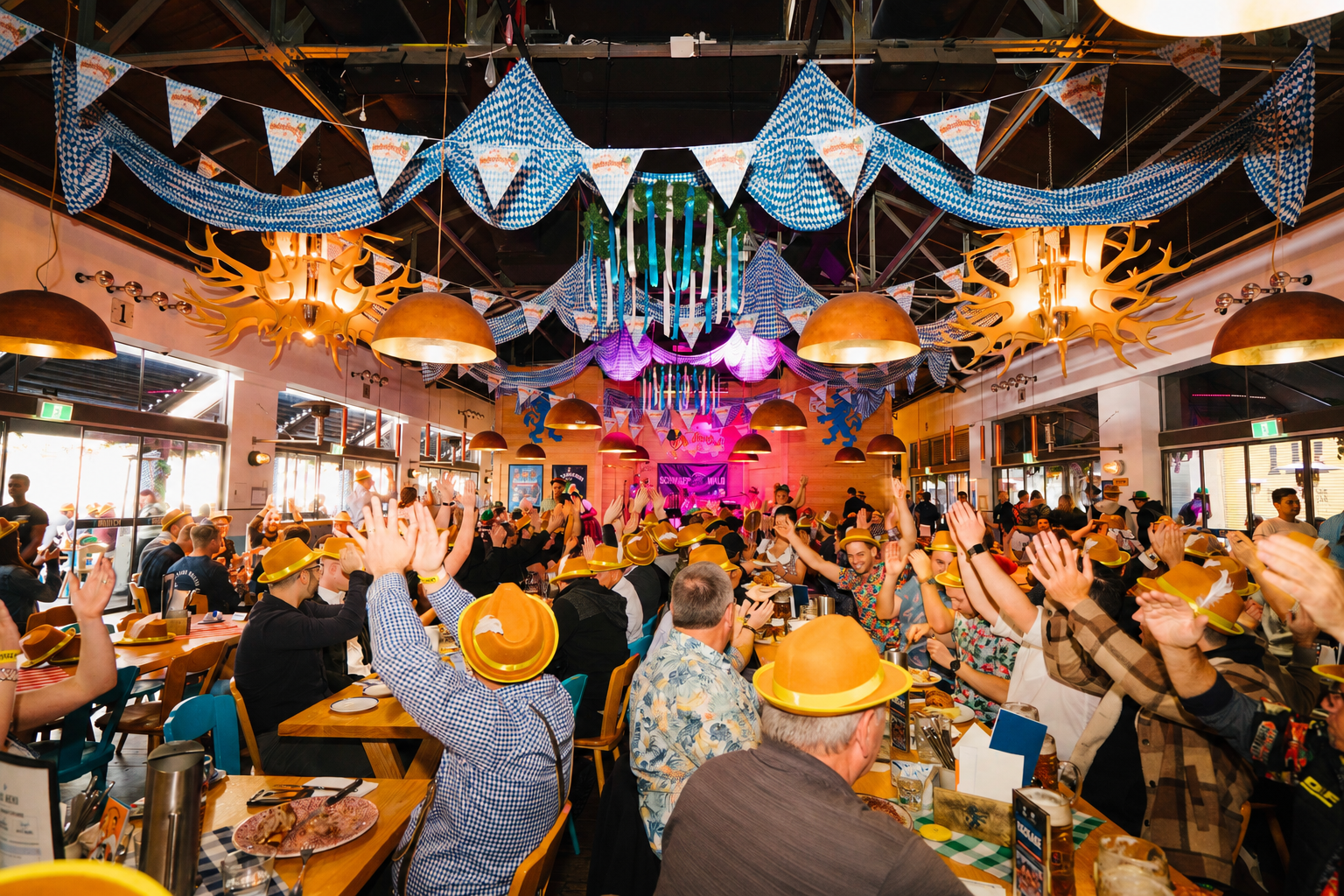 Munich Brauhaus: Oktoberfest Closing Party