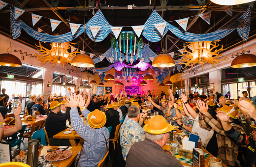 Munich Brauhaus: Oktoberfest Closing Party