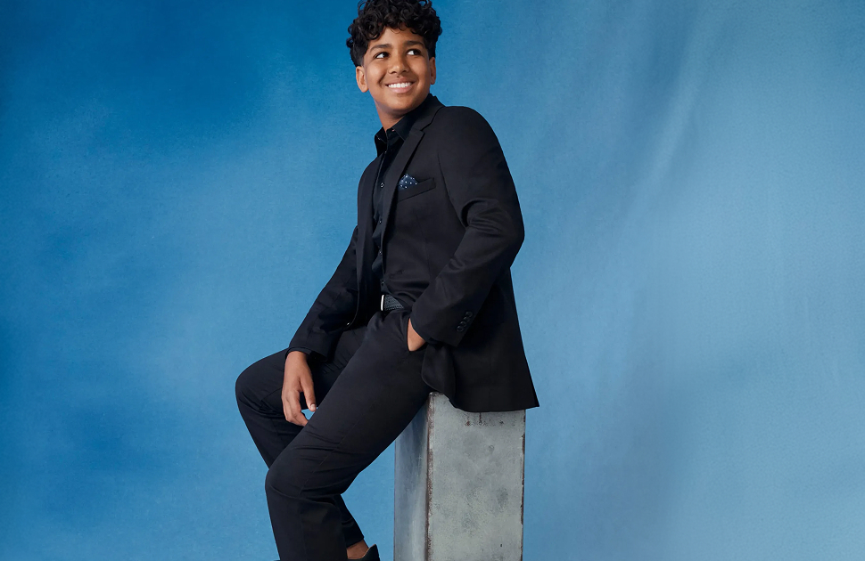 Van Heusen | Student Offer - Receive A Free Shirt With Any Suit Purchase