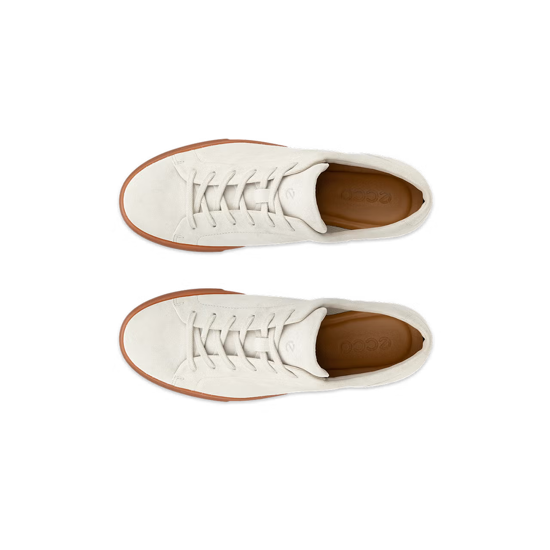 Soft 10 Leather Sneaker