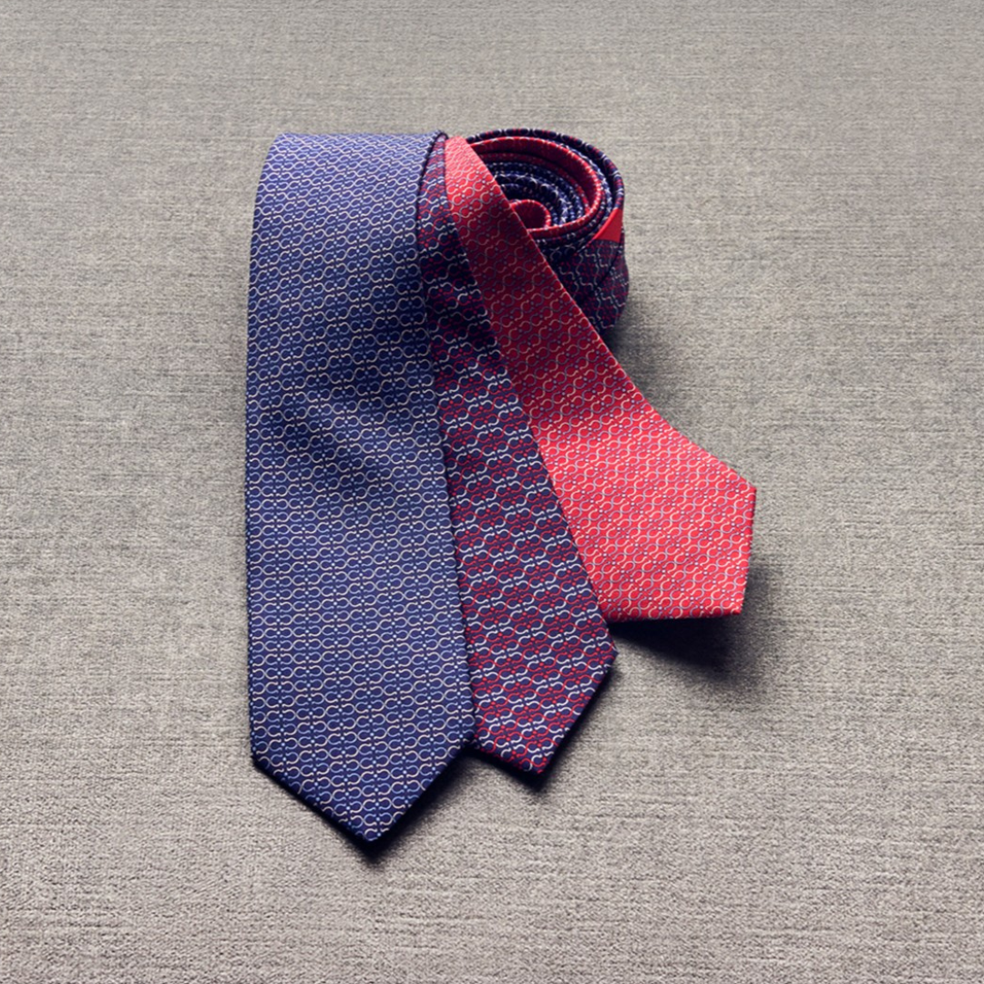 Ferragamo Gancini print Silk Tie