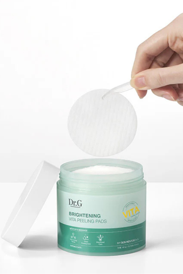 W COSMETICS | DR.G BRIGHTENING VITA PEELING PADS | $28
