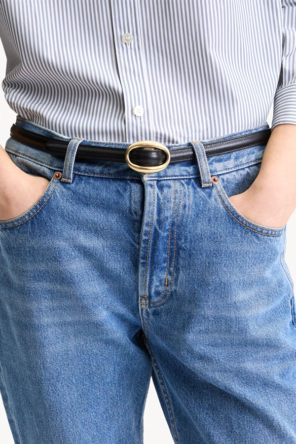 oval buckle thin belt in smooth leather