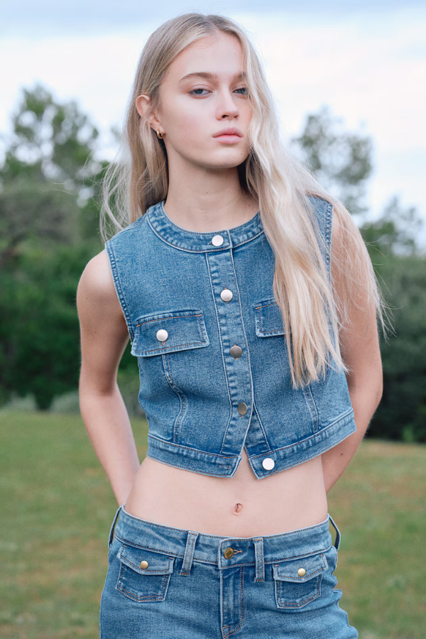 H&M | DENIM CROPPED TOP | $29.99