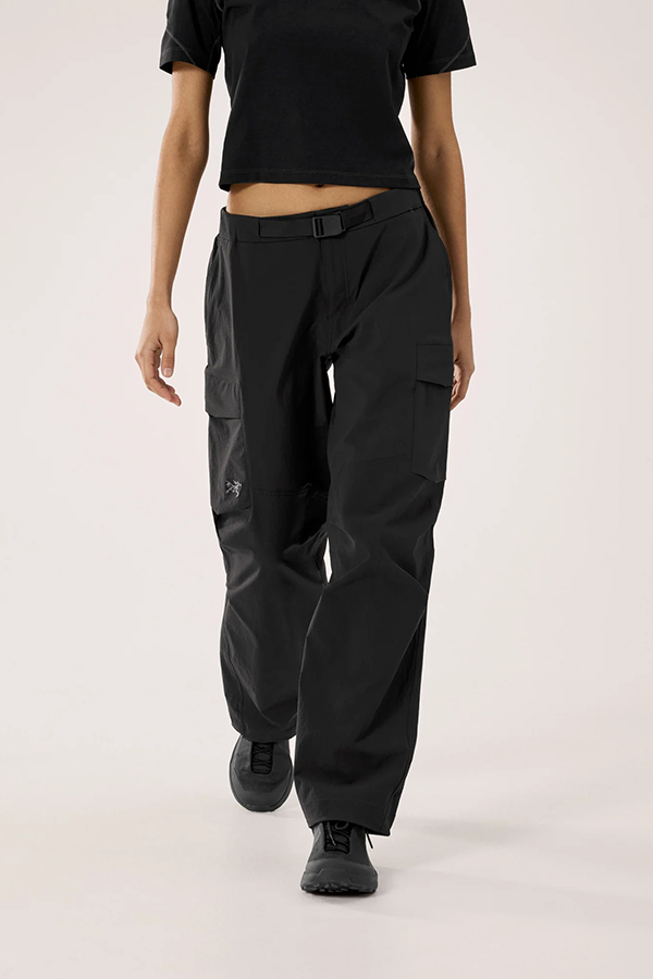 Lightweight, breathable, weather-resistant wide-leg softshell pant for day hikes.
