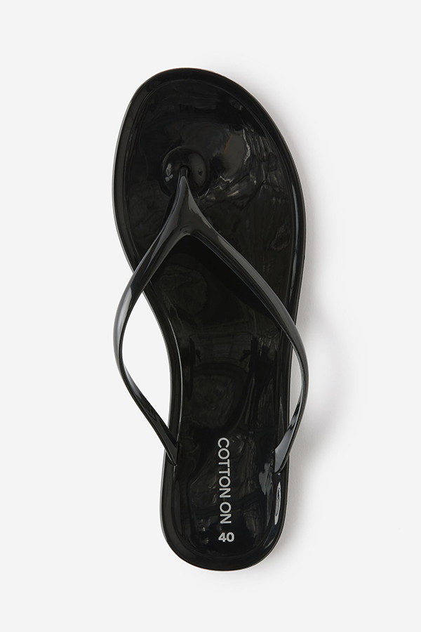 Black jelly thongs