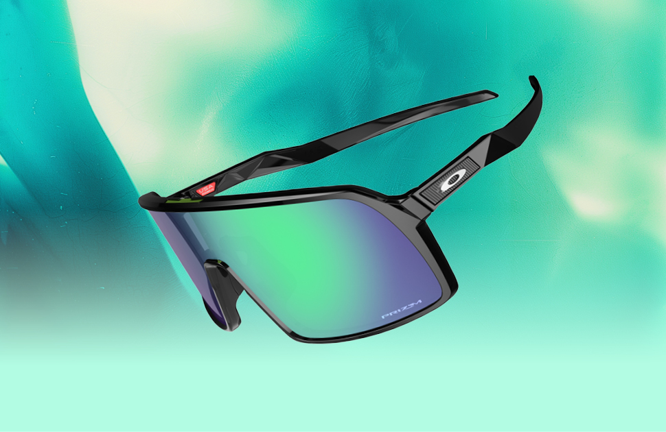 Oakley | 20% Off Selected Full Priced Eyewear, Apparel, Footwear & Accessories