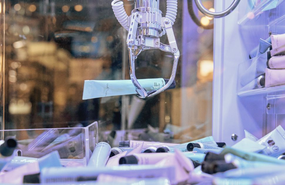 Grown Alchemist | Win Big With Our Claw Machine