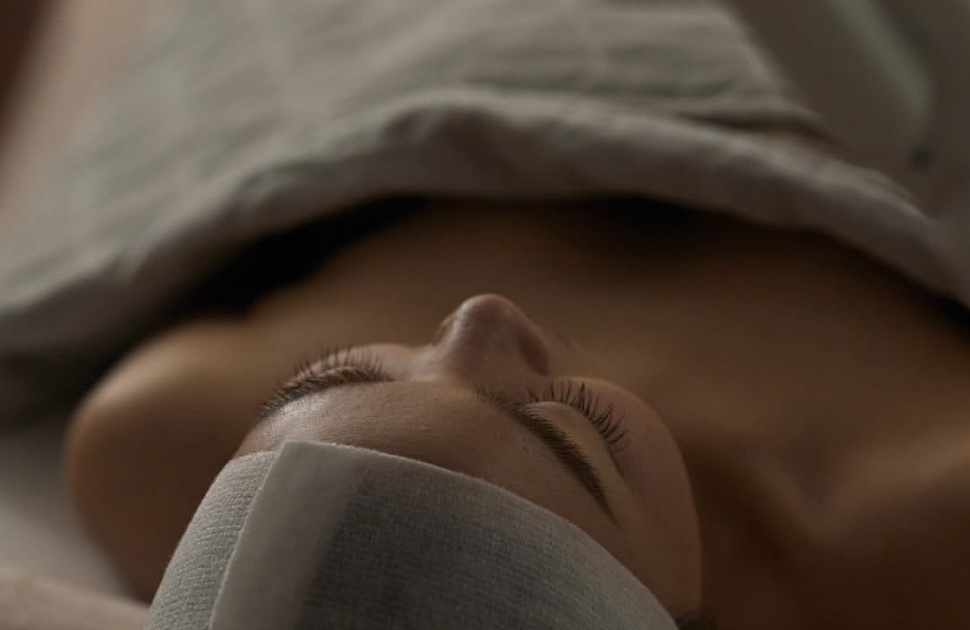 Holism Retreat | Holistic Facial Treatments