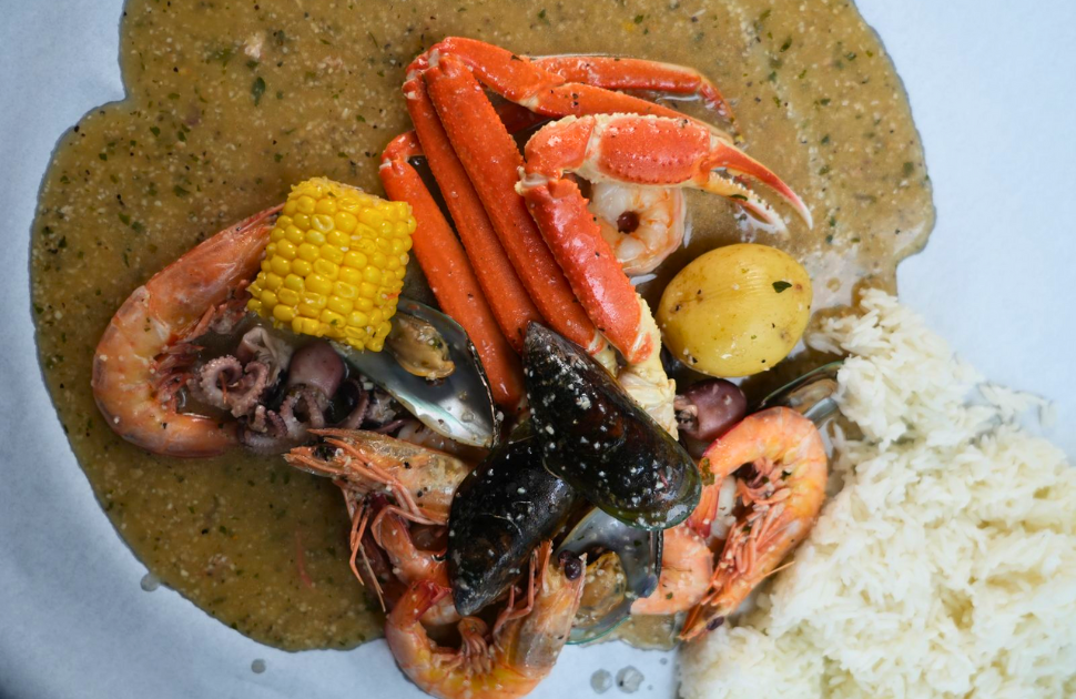 Kickin Inn Celebrating Father’s Day With a $72 Seafood Feast