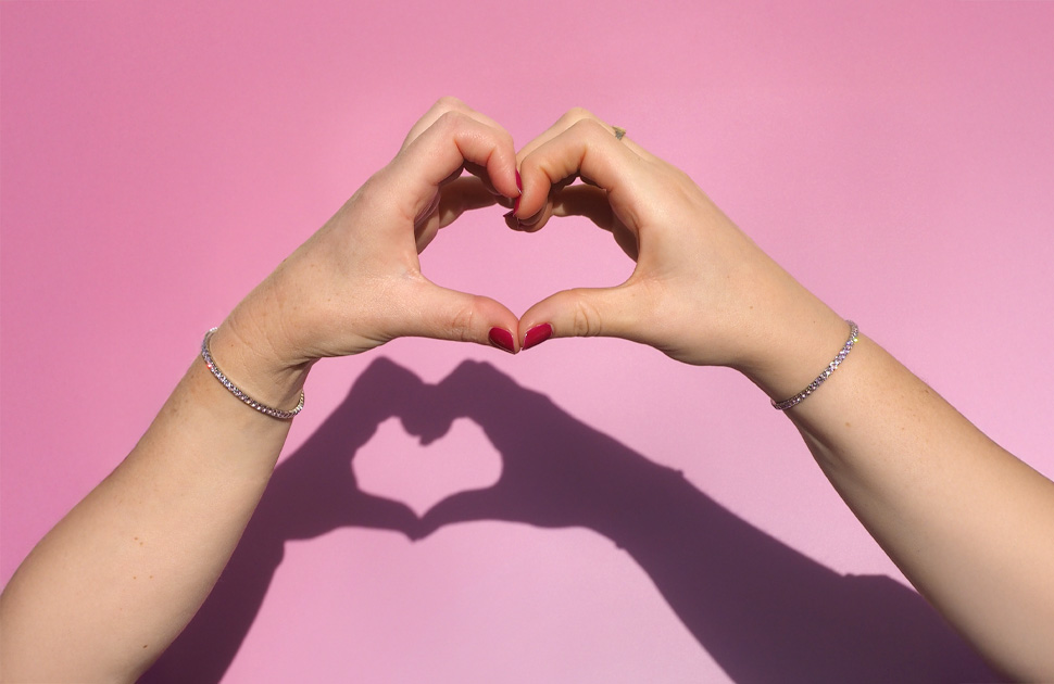 Hoskings Jewellers | Breast Cancer Donation Bracelet