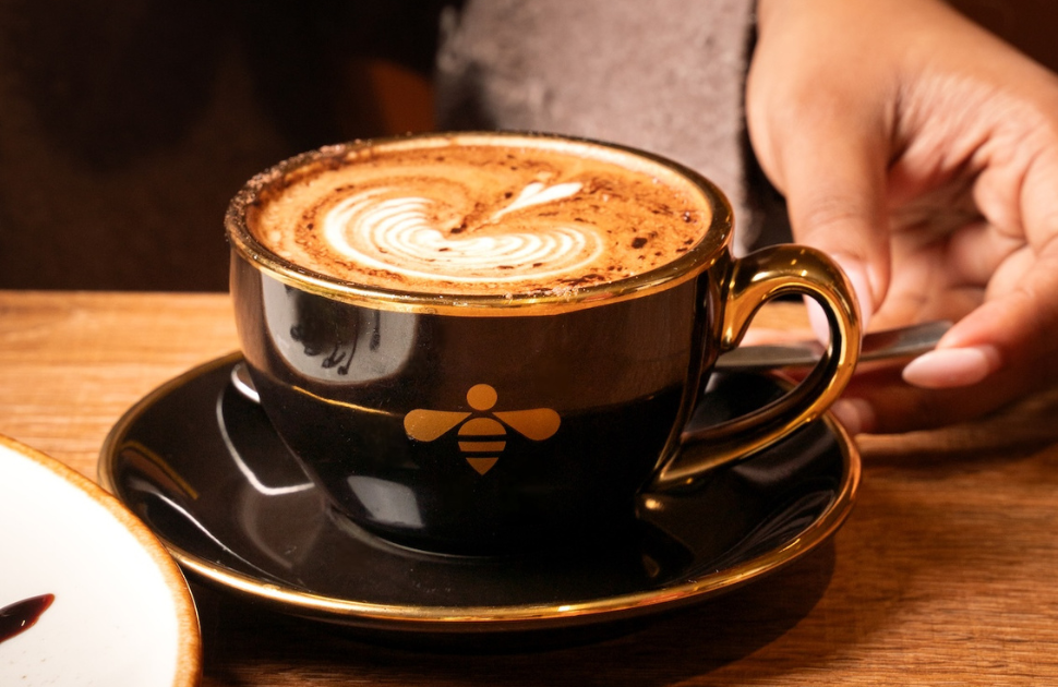 Bee Keen Café | Free Size Upgrade for Members