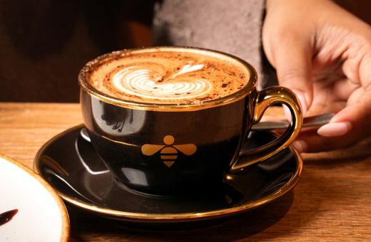 Bee Keen Café | Free Size Upgrade for Members