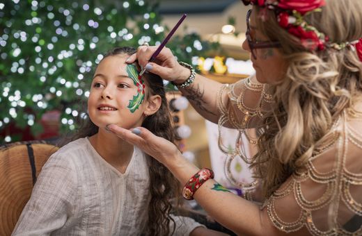 Christmas face painting 