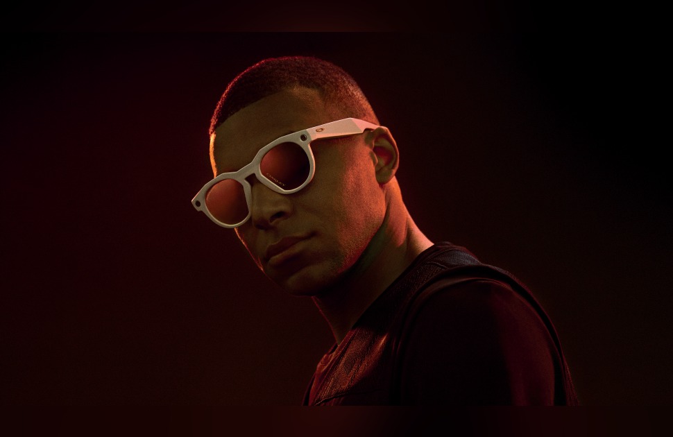 OPSM Discover the power of Oakley Meta HSTN