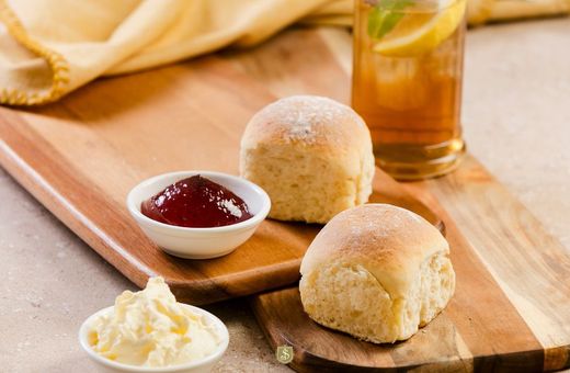 Shingle Inn | Summer Devonshire Tea