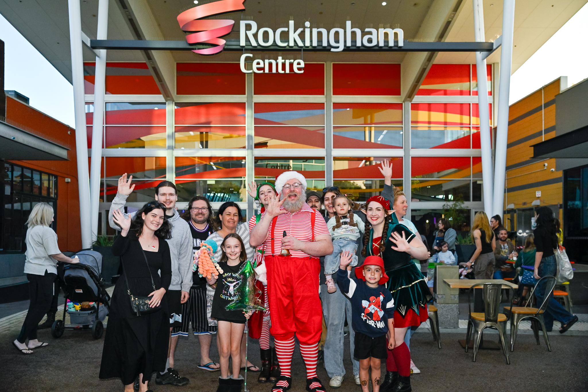 Twilight Summer Markets on Syren Street 2025