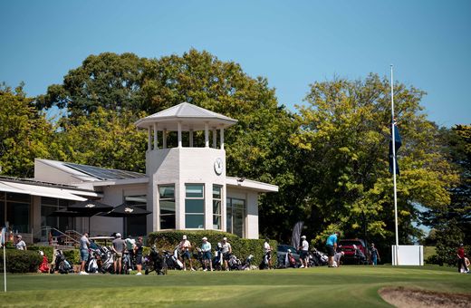 Teeing Off For A Powerful Cause : Monash Charity Golf Day