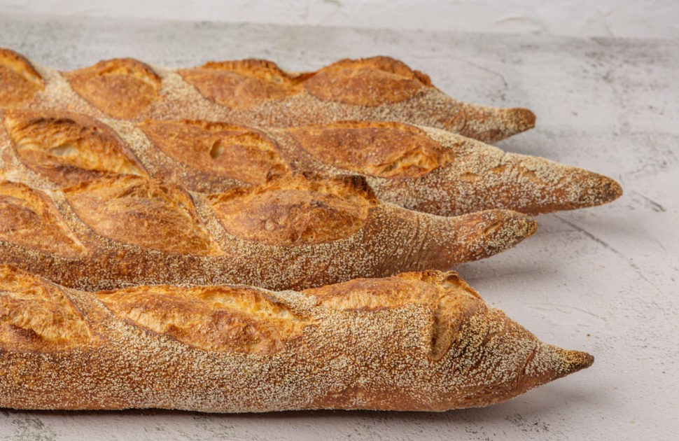 Free baguette for the first 100 customers