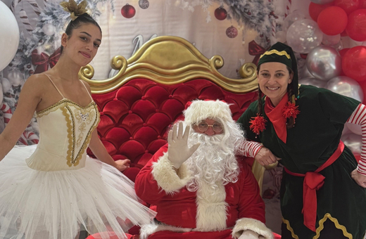 Santa's coming for breakfast 