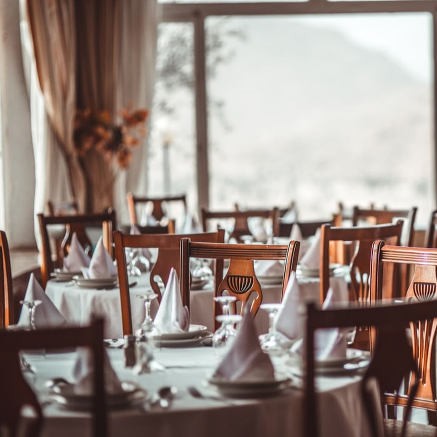 医師監修で三密回避！レストラン営業再開を応援する「NO密レストラン」プロジェクト協賛のお知らせ