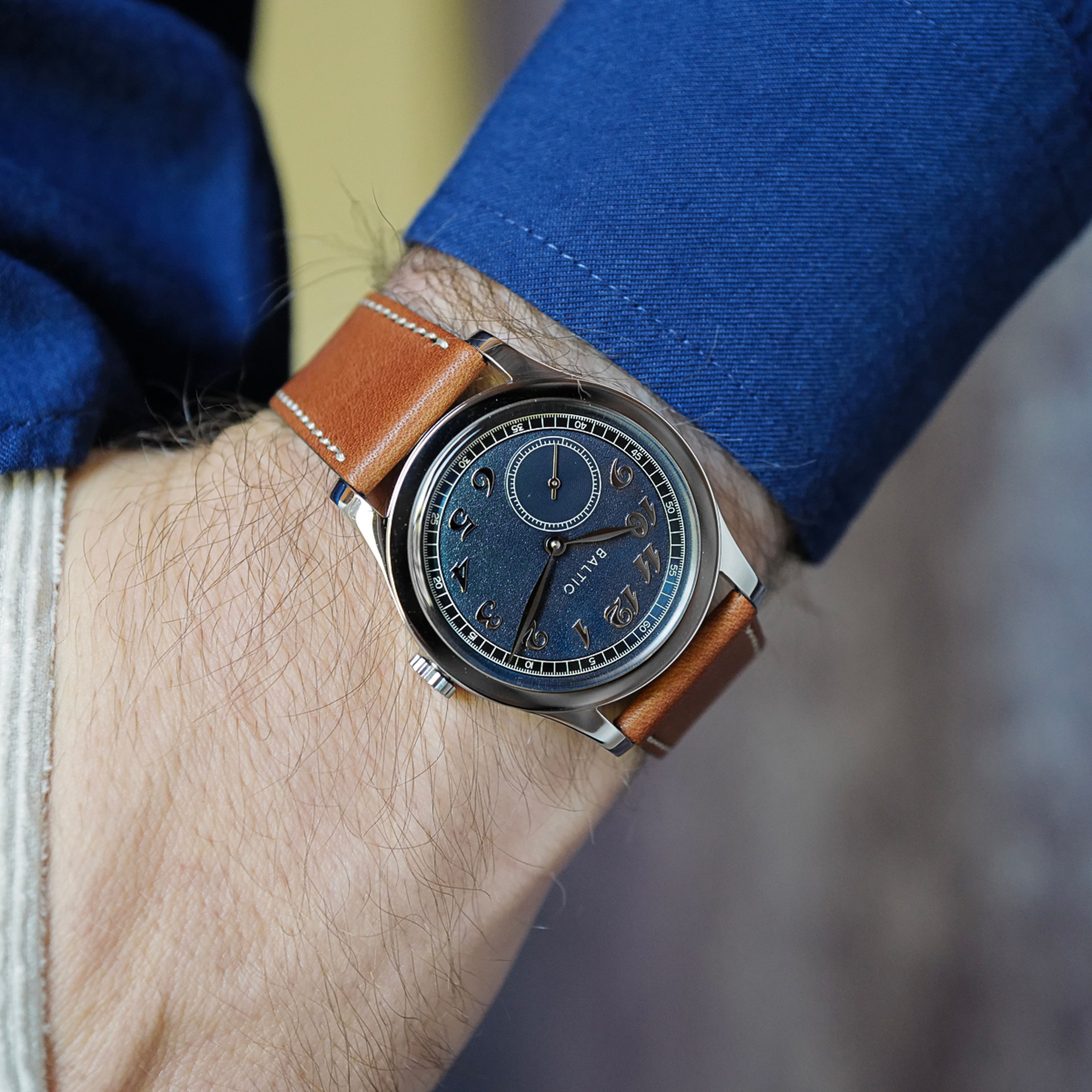口コミ・レビュー評価が高いおすすめ人気商品の通販 BALTIC WATCHES / バルチック マイクロローター ブルー 時計