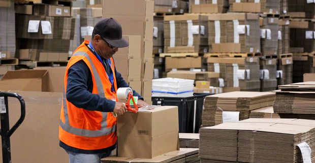 How Shippers Are Managing Rising Parcel Costs and Carrier Pricing Changes