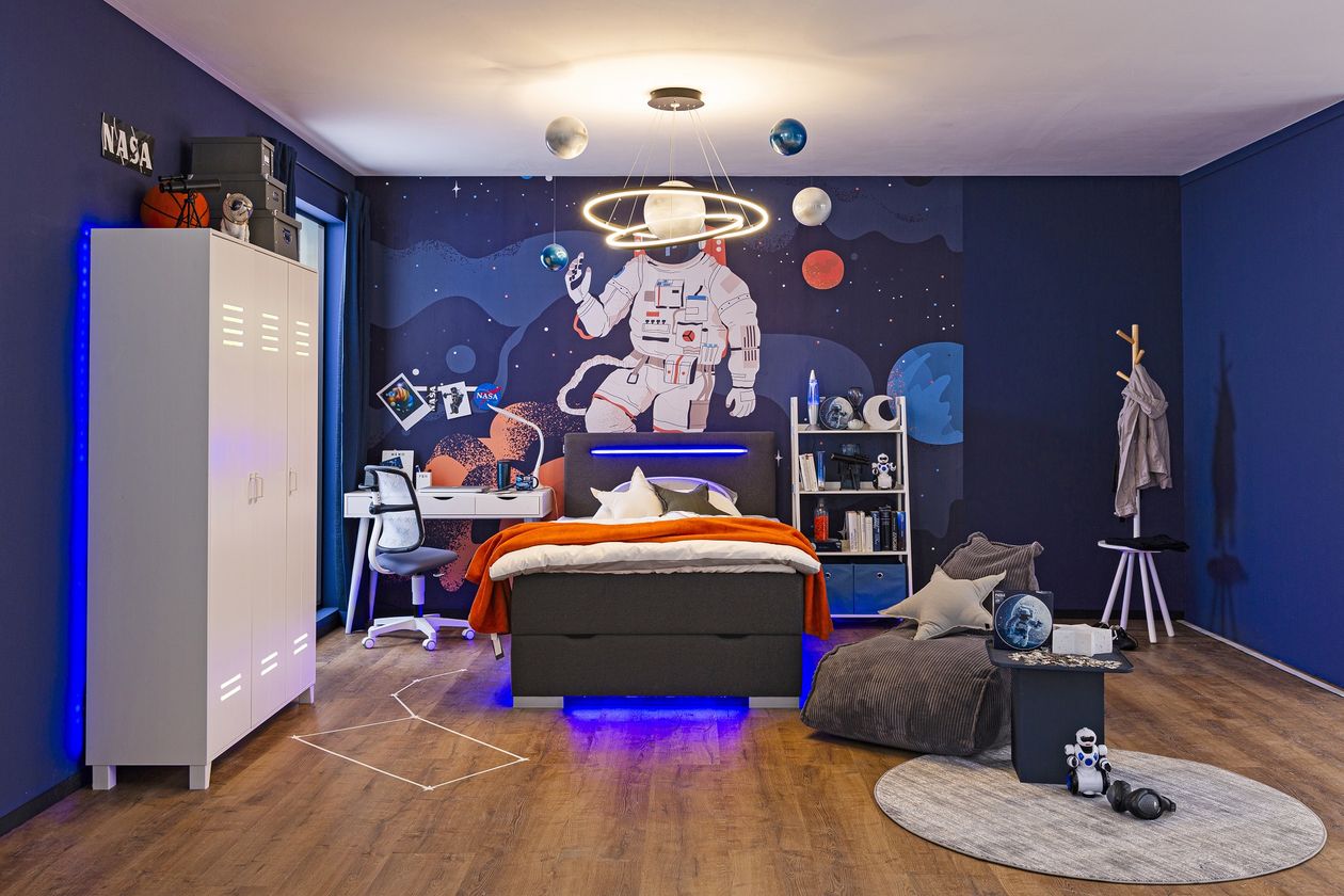 Produktbild: Boxspringbett Denver 120 x 200 cm von meise.möbel in grauem Stoff im coolen Astronautenzimmer