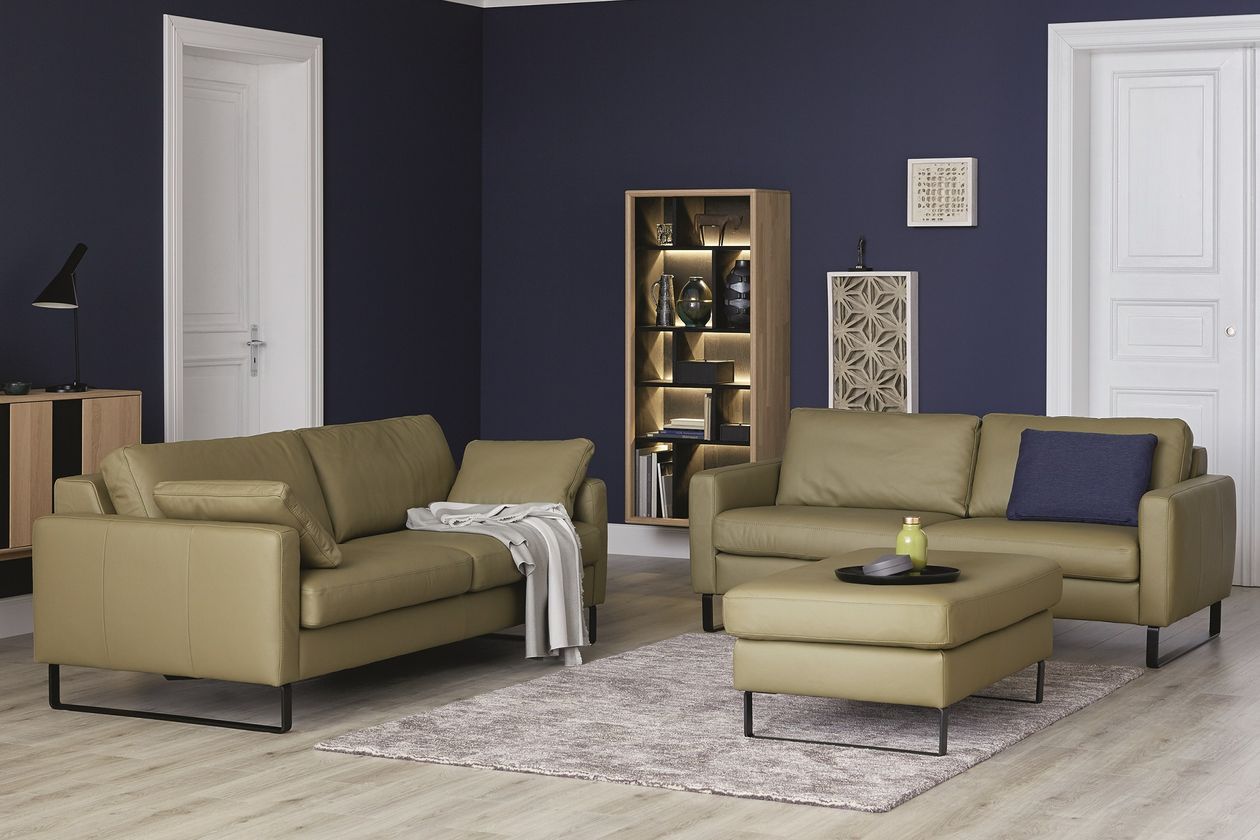 Produktbild: Sofa Timeless der Marke Schoener Wohnen Kollektion aus Leder in Olive