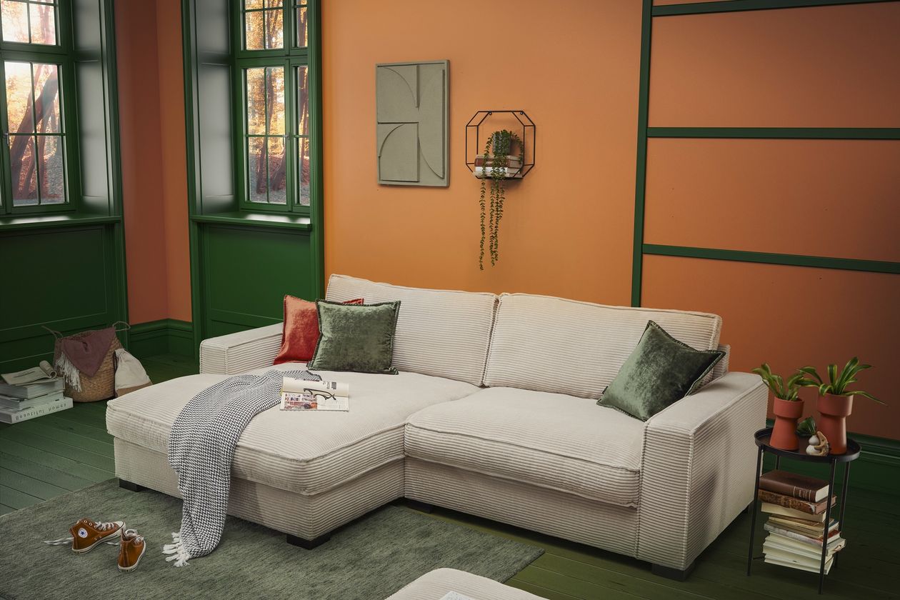 Produktbild: Ecksofa Happy der Marke BOOOM aus Cord in der Farbe Cream