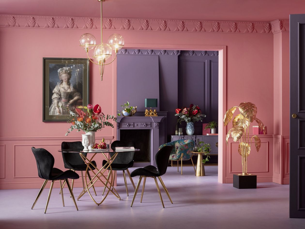 Magazinbeitrag "Art Deco": Rosa Esszimmer im Retro-Chic