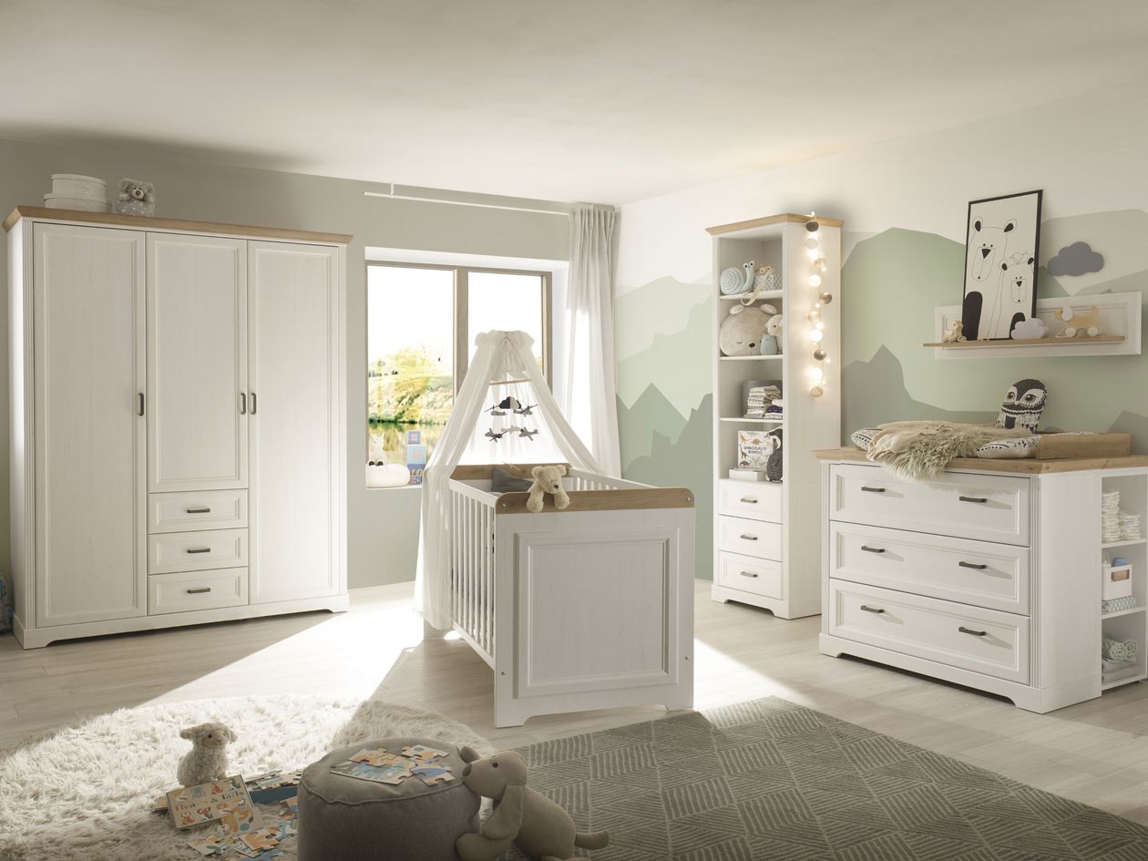 Babyzimmerserie Jasmin von Begabino mit Dekorfolie in Anderson Pine und Absetzungen in Artisan Eiche