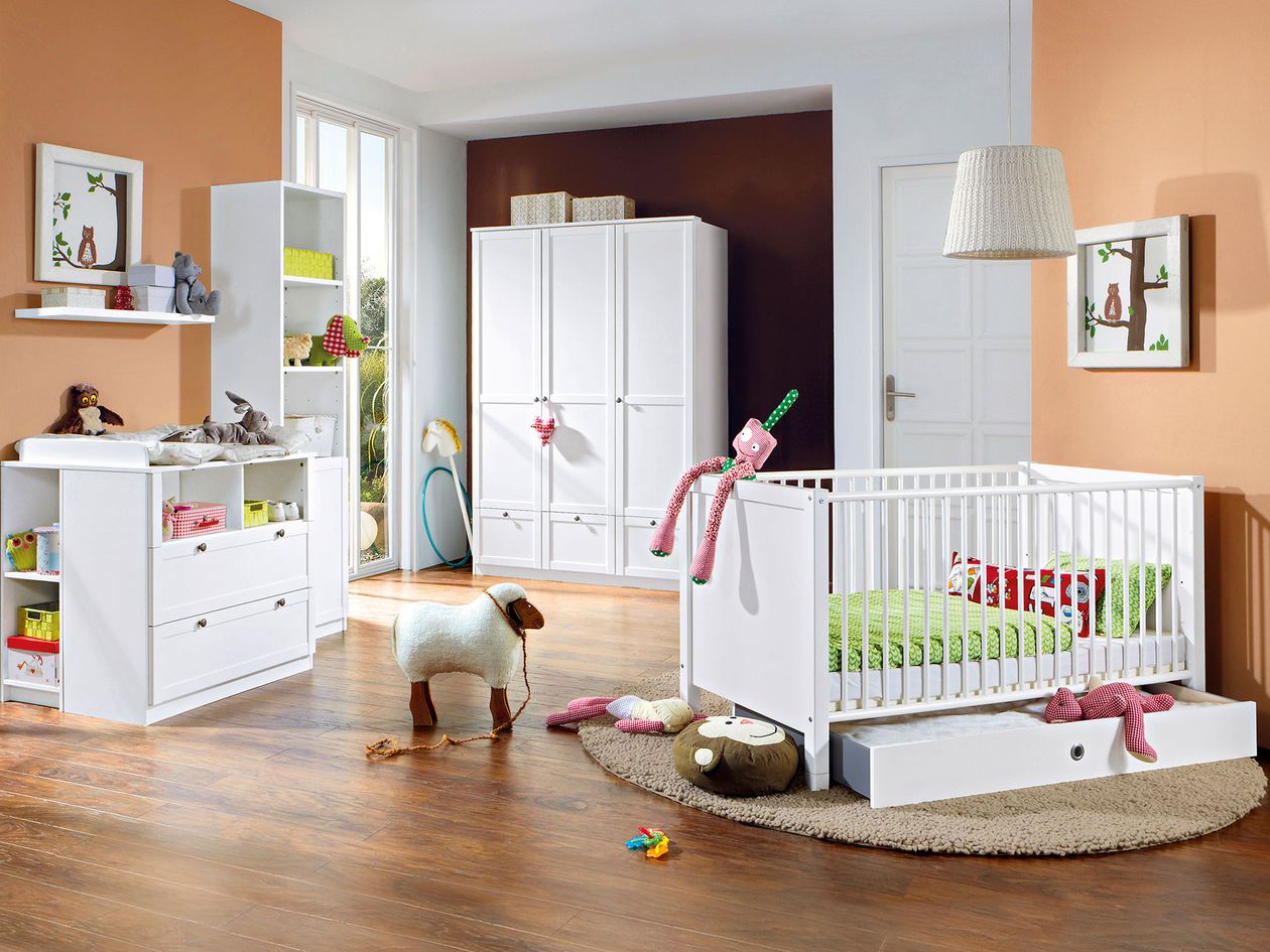Die elegante Babyzimmerserie Filou von WIMEX aus Spanplatte mit hochwertiger Dekorfolie in Weiß 2778978-00000-3 1920 x 1440.jpg