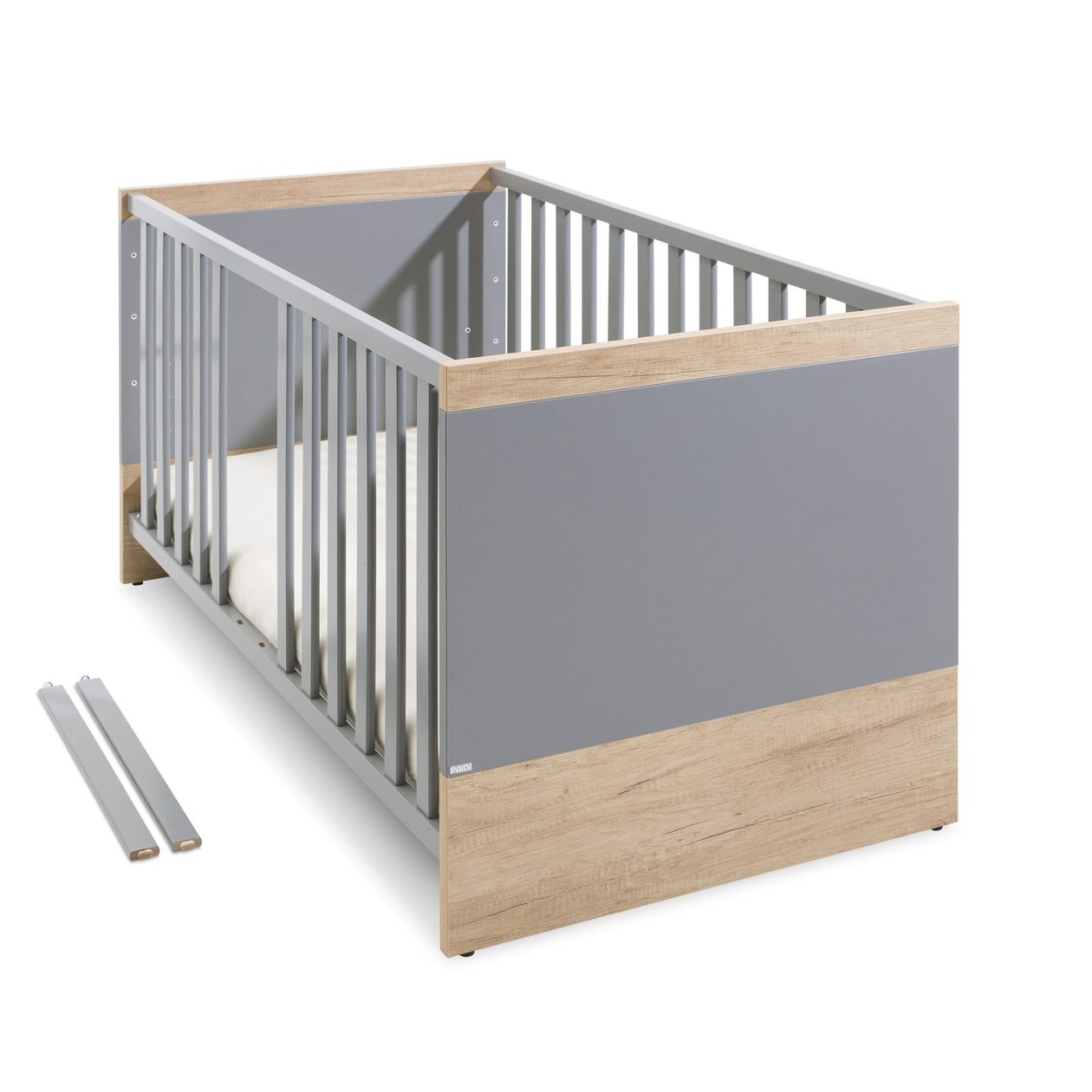 Babybett Liam der Marke PAIDI aus grauem Dekor mit Schlupfsprossen