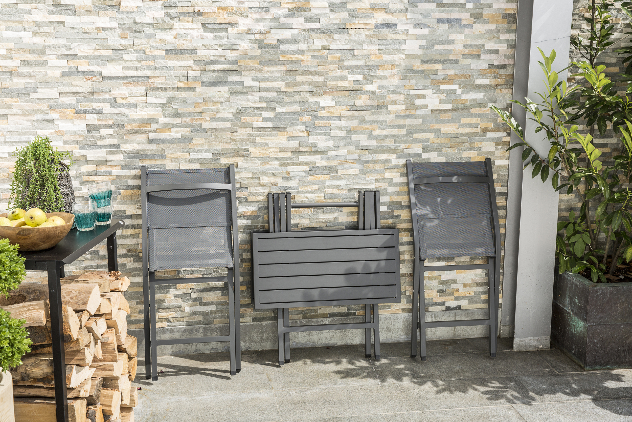 Kleine klappbare Gartentische