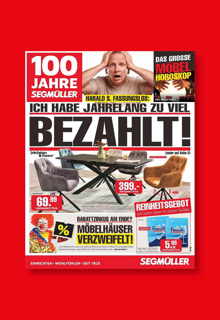 Werbung mit fettgedrucktem Schriftzug „Bezahlt!“, Möbelabbildungen, Rabattangeboten und einer überraschten Person im oberen Bereich. Roter Hintergrund.