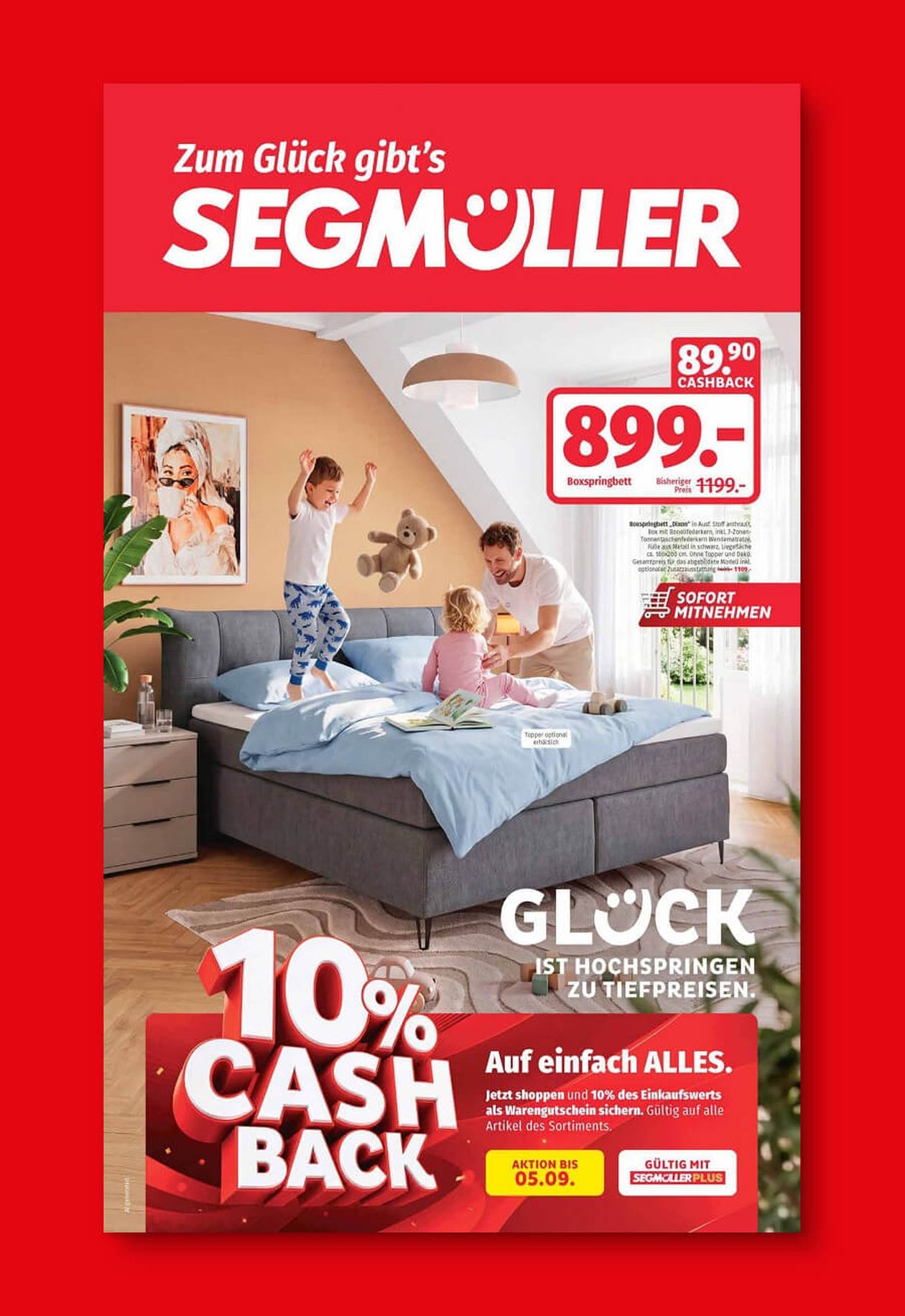 Werbung von Segmüller mit Boxspringbett im Angebot für 899 €, 10% Cashback. Kinder spielen auf Bett, Erwachsene stehen daneben. Aktion bis 05.09.