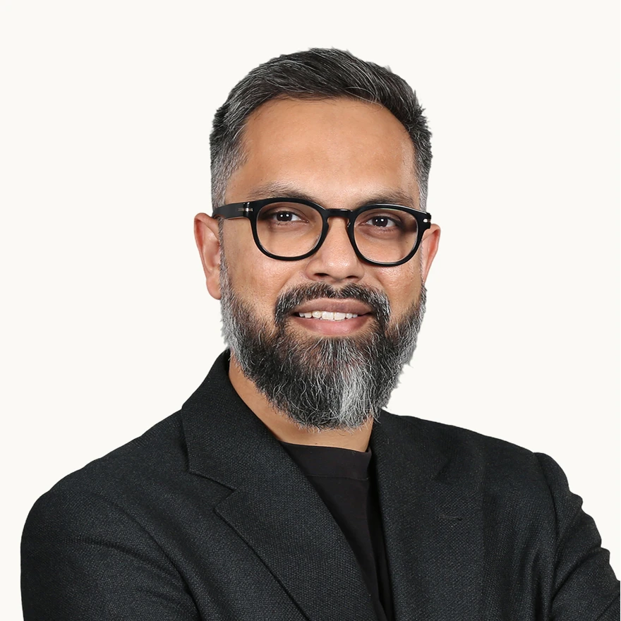 Photo of Zahid Farhan, Chief Commercial Officer of Flash Payments, with extensive experience in financial services sector and international payments.