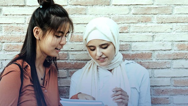 Arti Numb dalam bahasa Inggris dan Contoh Kalimatnya