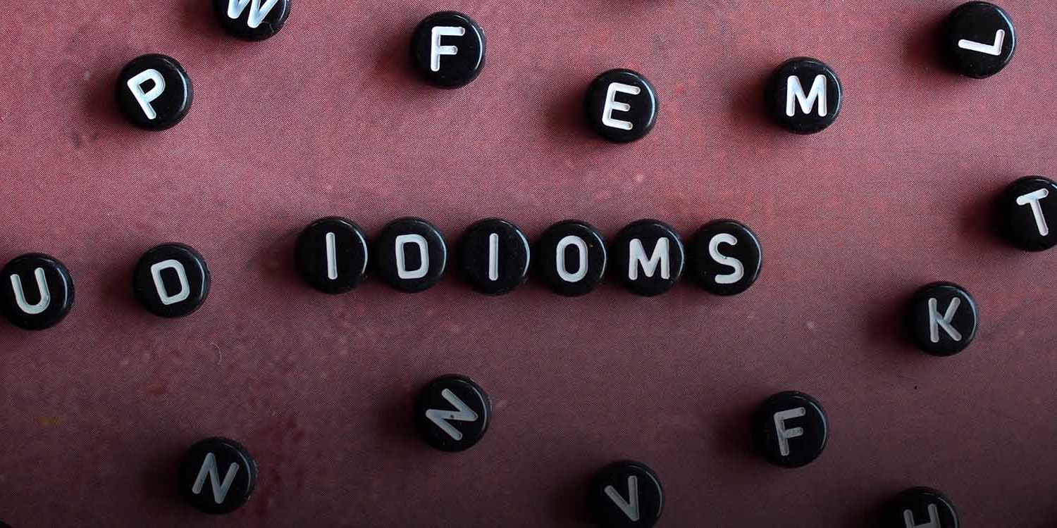 Makna idiom in hot water