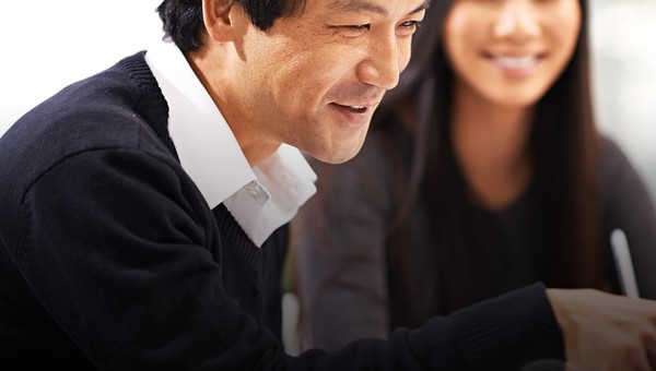 5 Cara Praktis Bedain Beside dan Besides Sekaligus Contoh Pemakaiannya