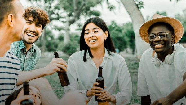 Contoh Penggunaan Kata Mr, Mrs, Ms, Miss, dan Perbedaannya