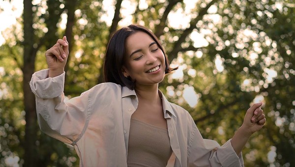 Contoh Puisi Pendek Bahasa Inggris Tentang Keindahan Alam Beserta Artinya