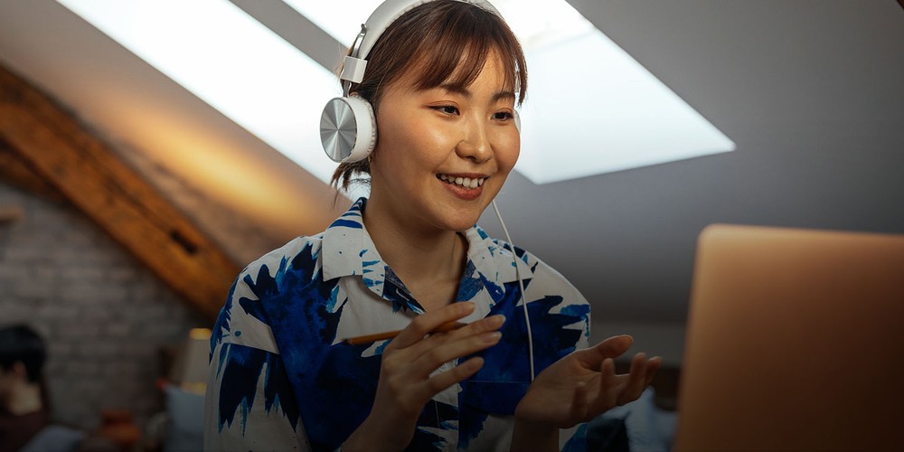 Strategi Produktif agar Tetap Fokus dan Naik Level Karier Bersama EF EFEKTA English for Adults