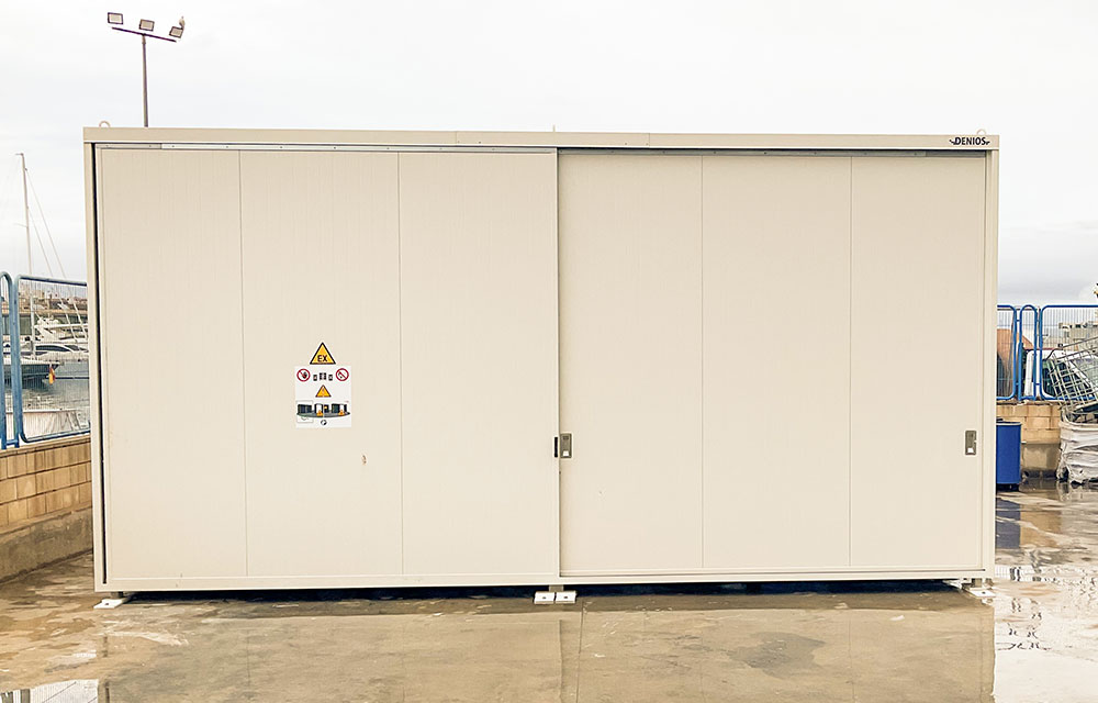 Apq Container Almacenamiento APQ de peróxidos e inflamables en entorno portuario | DENIOS
